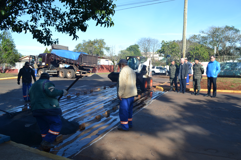 Avenida Venâncio Aires ganha mais uma faixa elevada